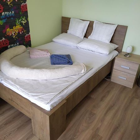 Legyel A Vendegunk :) Apartamento Debrecen Exterior foto